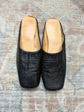 VRAIS CUIR Tunisian Handmade Black Embossed Leather Slip-On Flat Women’s  Shoes